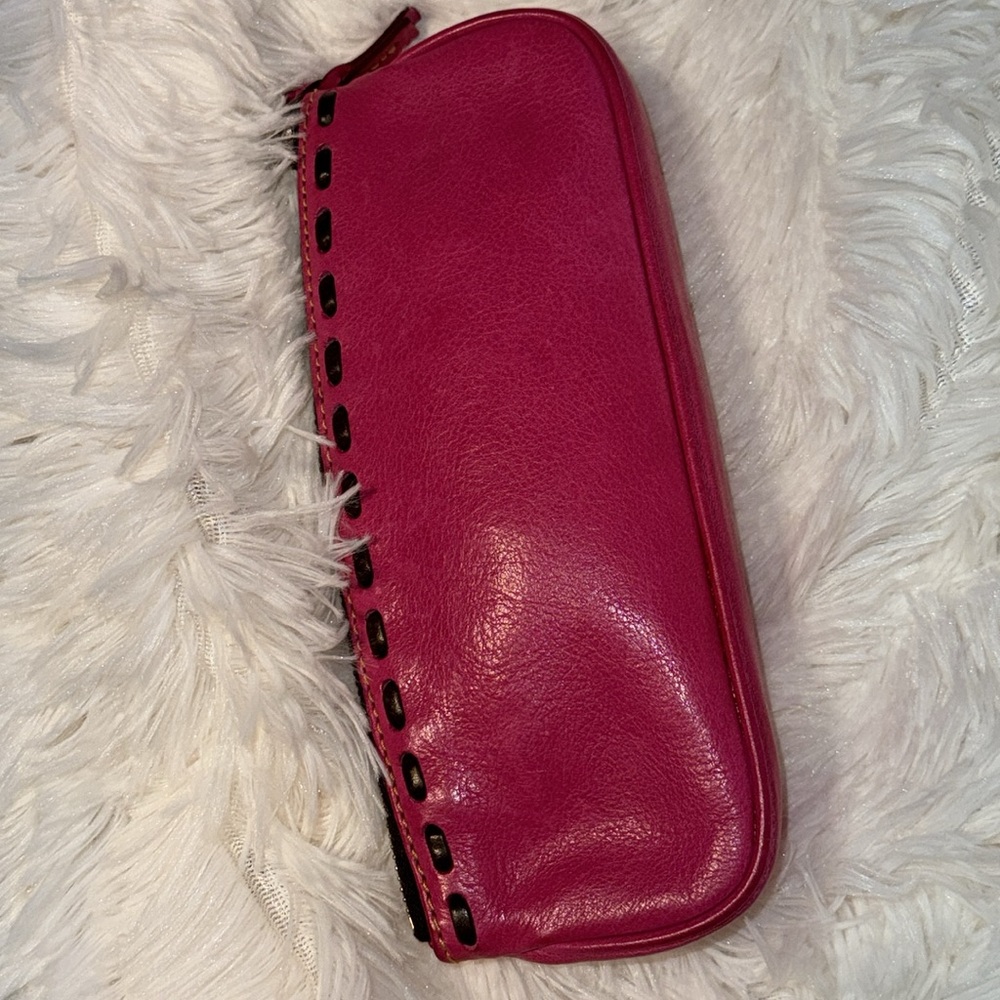 Dooney & Bourke Vintage HTF Florentine Cosmetic Case in fuchsia - Picture 8 of 16